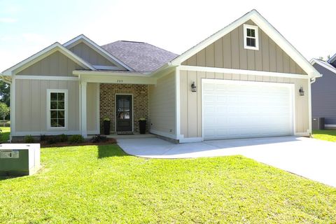 Photo of 203 Saxton Place, Leesburg, GA 31763 (MLS # 168959)