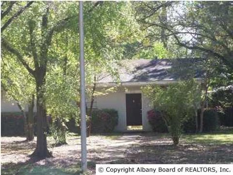 Photo of 647 Twelfth Ave, Albany, GA 31707 (MLS # 164297)