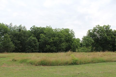 Photo of 212 Wentworth Ln, Albany, GA 31721 (MLS # 165389)