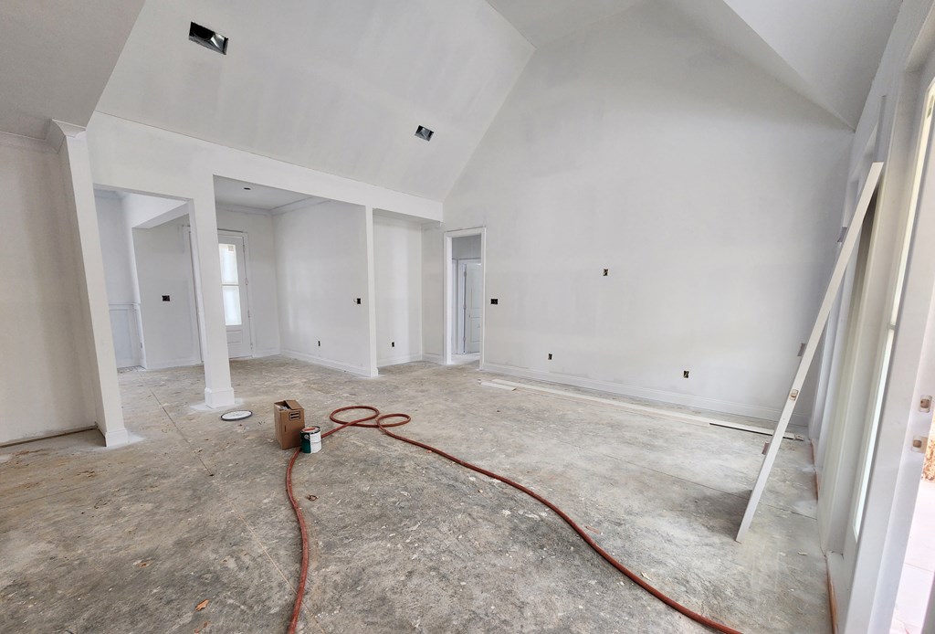 213 Tupelo Dr.
