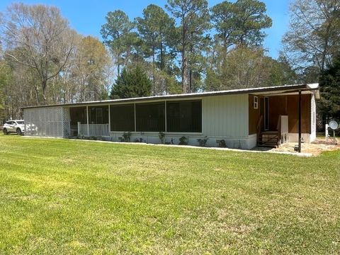 Photo of 106 Shady Lane, Sylvester, GA 31791 (MLS # 164613)