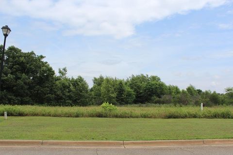 Photo of 201 Stonegate Drive, Albany, GA 31721 (MLS # 165425)