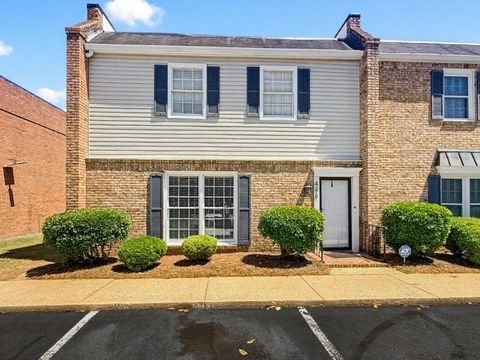 Photo of 446 Kingswood Court, Albany, GA 31707 (MLS # 168914)