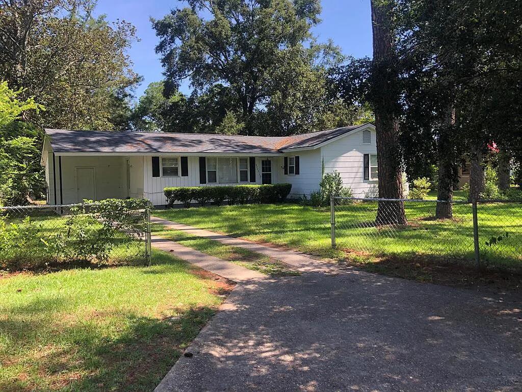 2523 Brierwood Drive