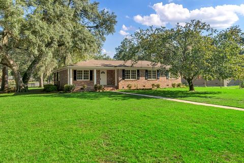 Photo of 1511 Eleventh Ave, Albany, GA 31701 (MLS # 166681)