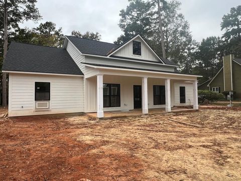 Photo of 2823 Doublegate Drive W Dr, Albany, GA 31721 (MLS # 165449)