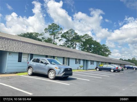 Photo of 1522 W Oakridge Drive, Albany, GA 31707 (MLS # 165208)