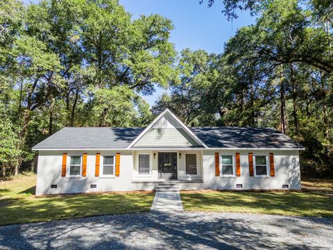 Photo of 707 Creekside Drive, Leesburg, GA 31763 (MLS # 167063)