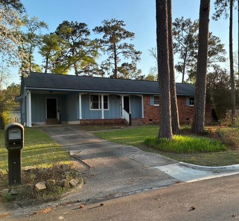 Photo of 1402 Gary Avenue, Albany, GA 31707 (MLS # 168742)