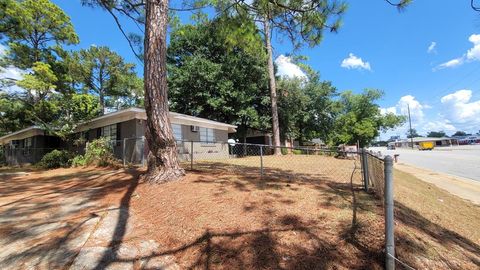 Photo of 1155 Gillionville Road, Albany, GA 31701 (MLS # 162017)