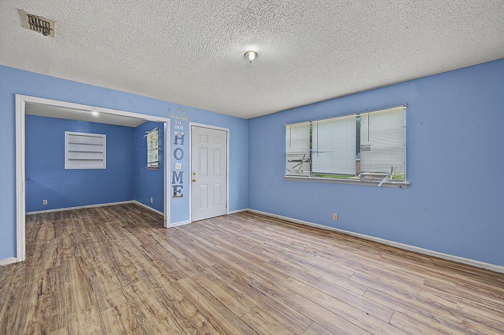 508 Mitchell Ave