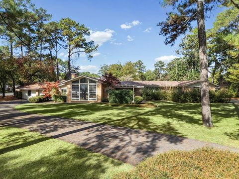 Photo of 1101 Valley Rd, Albany, GA 31707 (MLS # 167209)