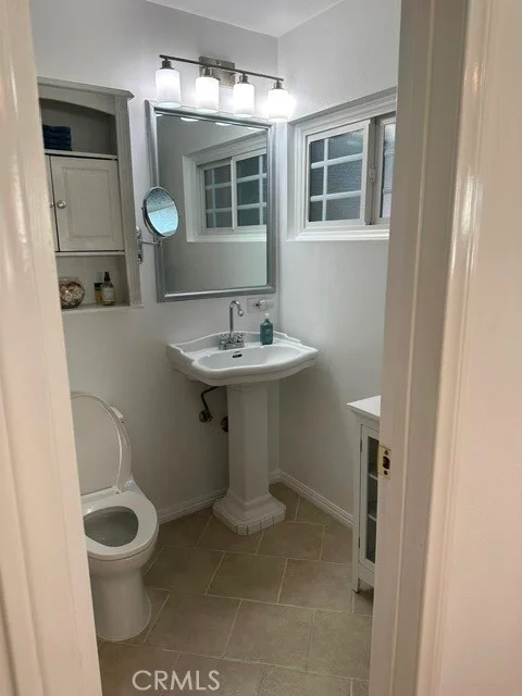 17214 Tulsa St, Granada Hills, CA 91344