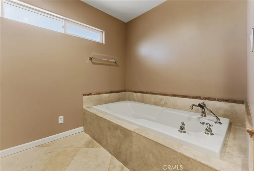 Additional image 63 of 550 W Upland Ave, San Pedro, CA 90731