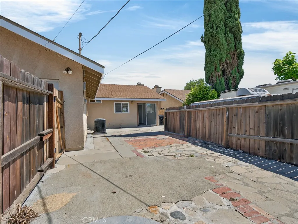 Additional image 54 of 8217 Laurel Canyon Boulevard, North Hollywood, CA 91605