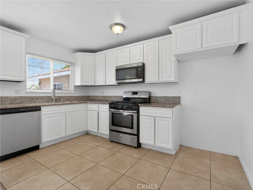 Additional image 34 of 8217 Laurel Canyon Boulevard, North Hollywood, CA 91605