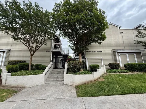 10700 Colima, Whittier, CA MLS: SB25100059
