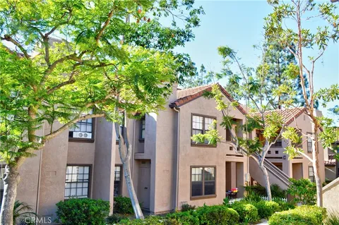 1042 Calle Del Cerro Unit 206, San Clemente, CA MLS: OC25093677