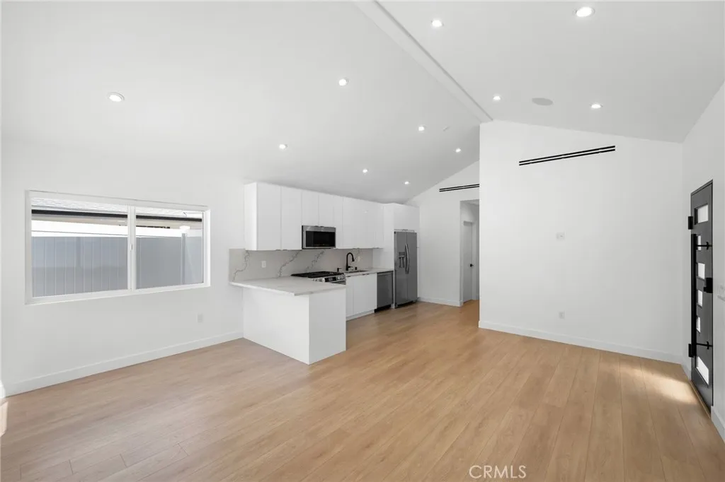 Additional image 6 of 8439 Apperson Street, Sunland, CA 91040