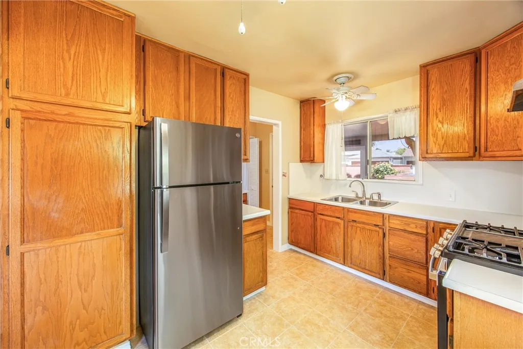 Additional image 44 of 159 E La Verne Ave, Pomona, CA 91767
