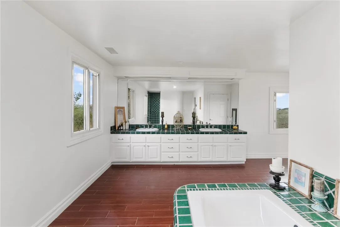 Additional image 116 of 43110 Palomino Cir, Temecula, CA 92590