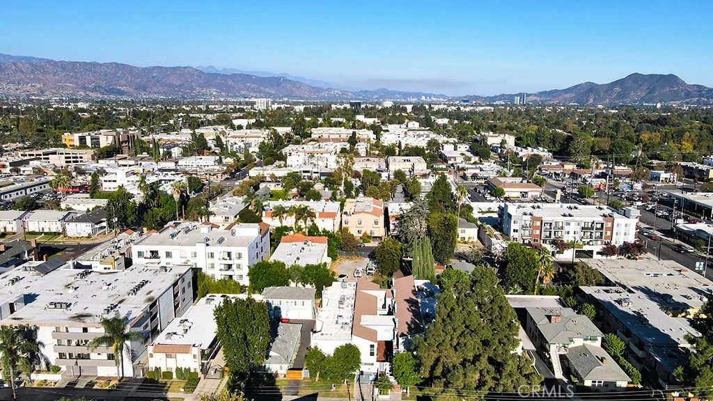 5230 Bellingham Ave Unit 7, Valley Village, CA 91607