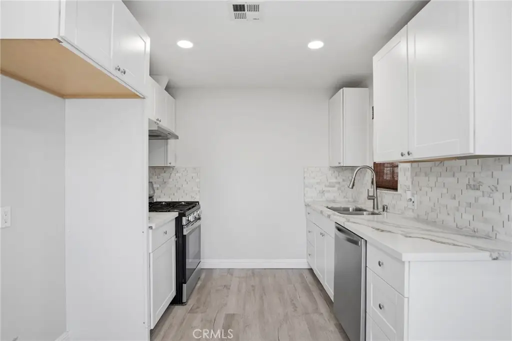 Additional image 24 of 341 2nd St, Livingston, CA 95334