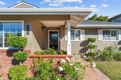 1702 Viewmont Street, San Luis Obispo, CA MLS: SC25009900