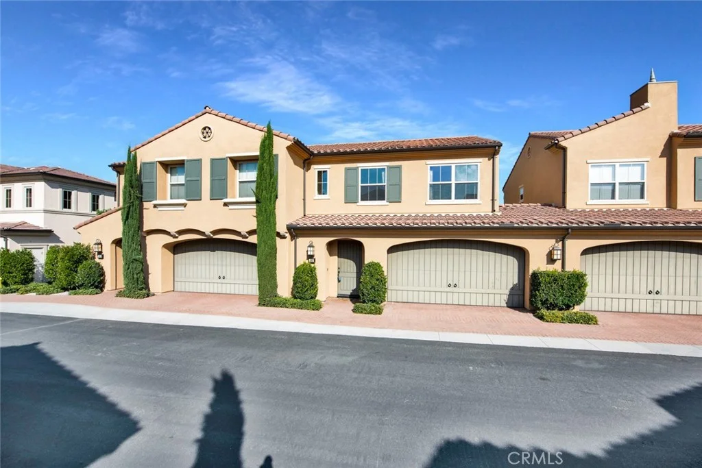 183 Overbrook, Irvine, CA 92620 photo 2