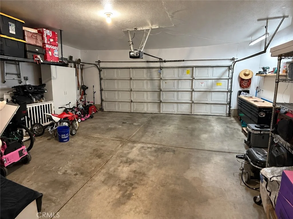 42803 Limeridge Drive, Lake Hughes, CA 93532
