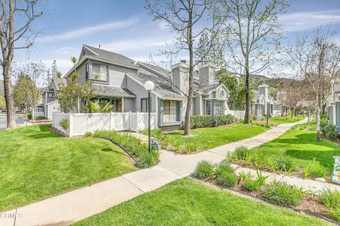Property image for 274 Walnut Court, Azusa, CA 91702