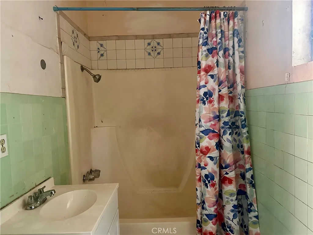 Additional image 20 of 13608 Yukon Avenue, Hawthorne, CA 90250