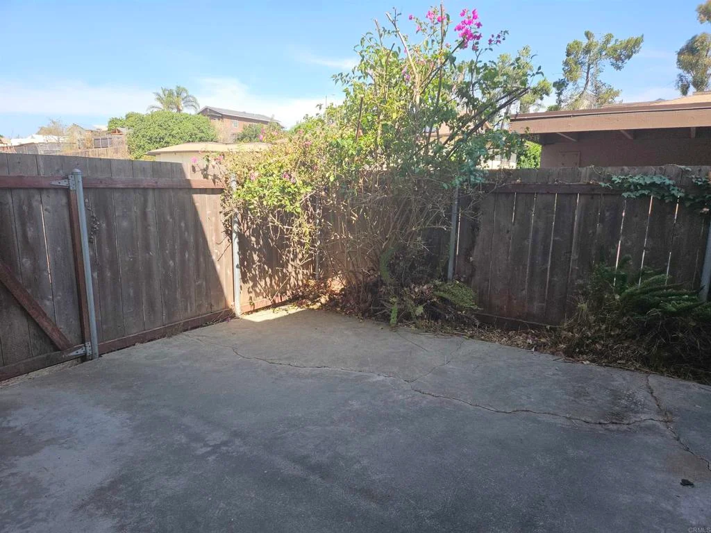 215 Otay Valley Rd Unit B, Chula Vista, CA 91911