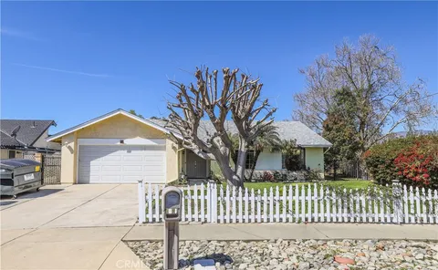7320 Ramona Avenue, Rancho Cucamonga, CA MLS: CV25059784