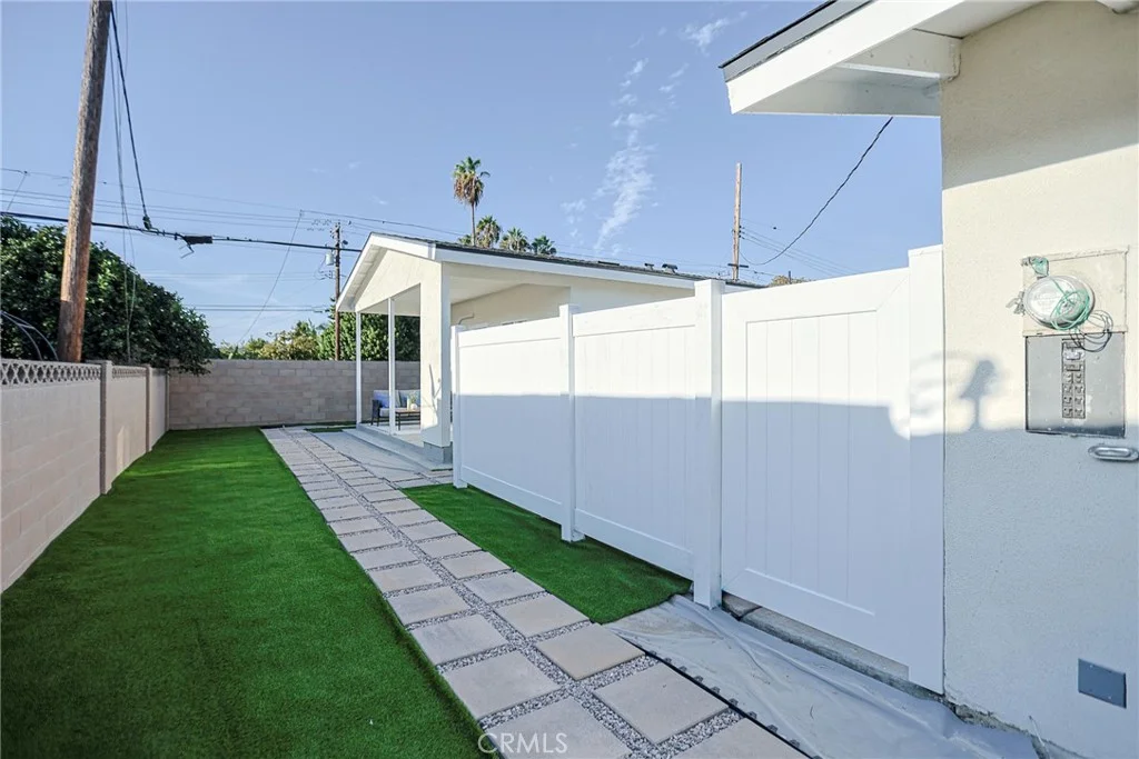 8741 Jennrich Ave, Westminster, CA 92683