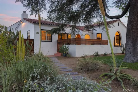 312 W Lutge Avenue, Burbank, CA MLS: PW25100427