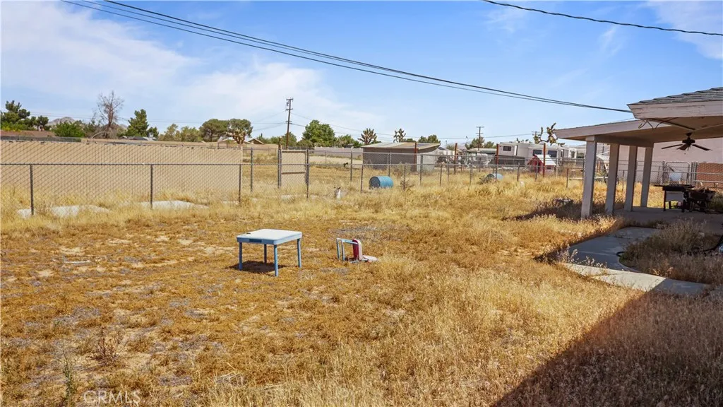 Additional image 26 of 13814 Kiowa Rd, Apple Valley, CA 92307