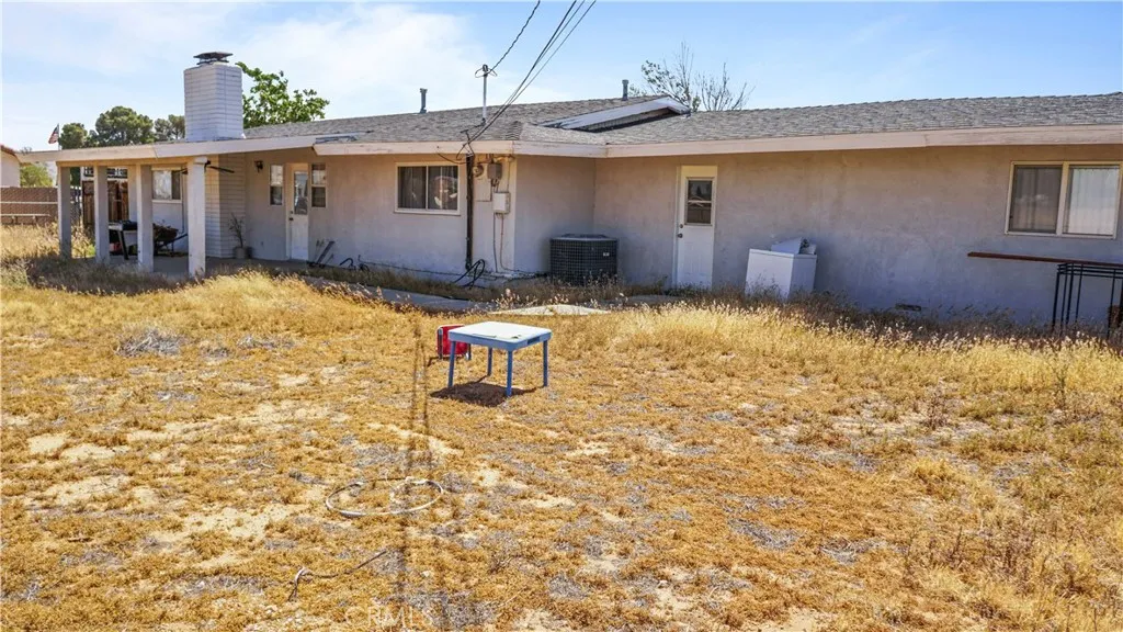 Additional image 43 of 13814 Kiowa Rd, Apple Valley, CA 92307
