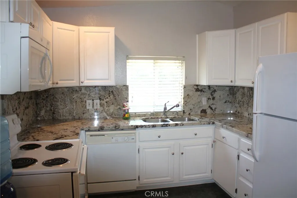 Additional image 15 of 507 W State Street, Redlands, CA 92373