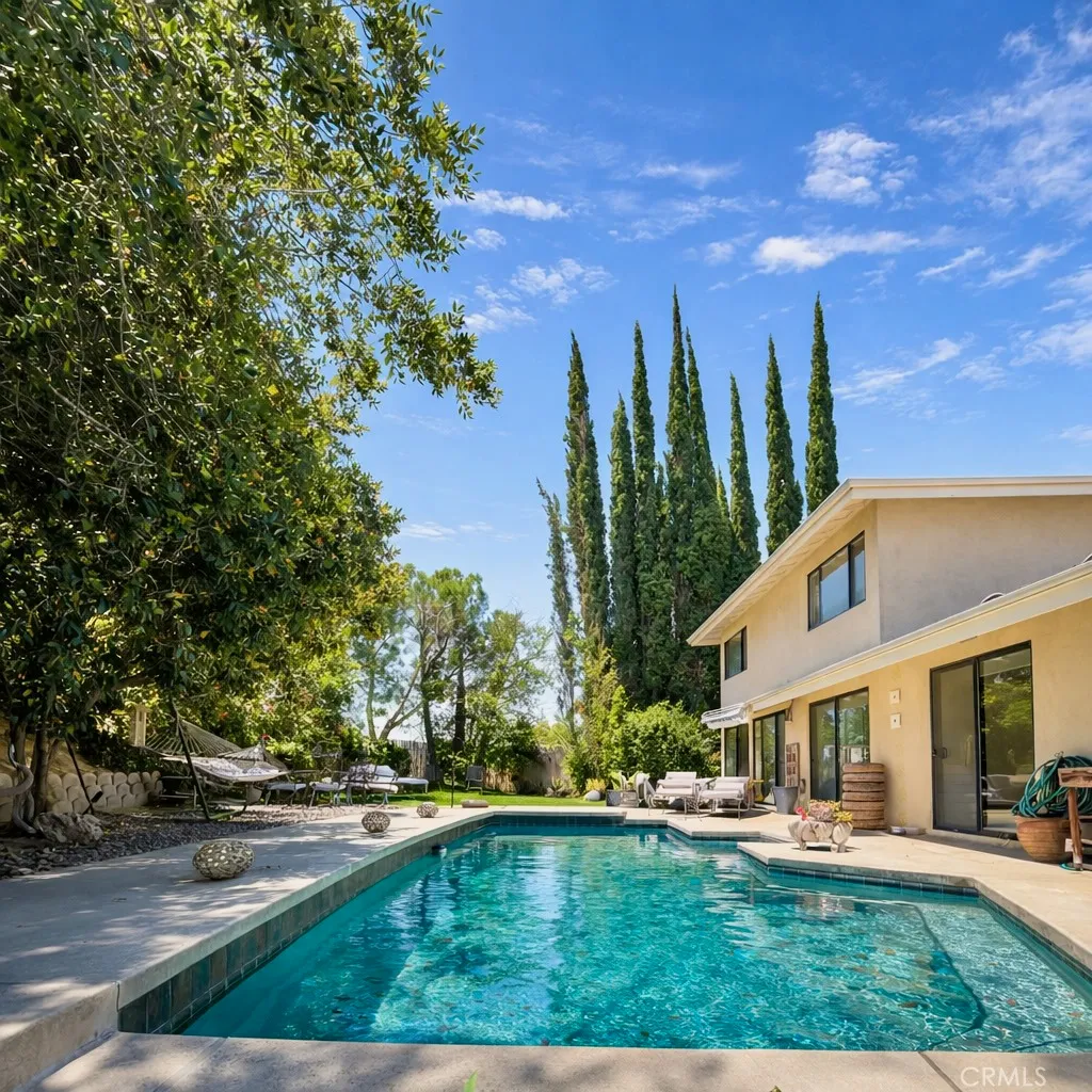 4709 Dunman Ave, Woodland Hills, CA 91364