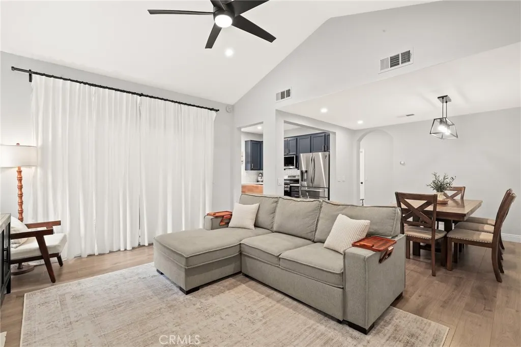 Additional image 7 of 15122 Roxford Street Unit 4, Sylmar, CA 91342
