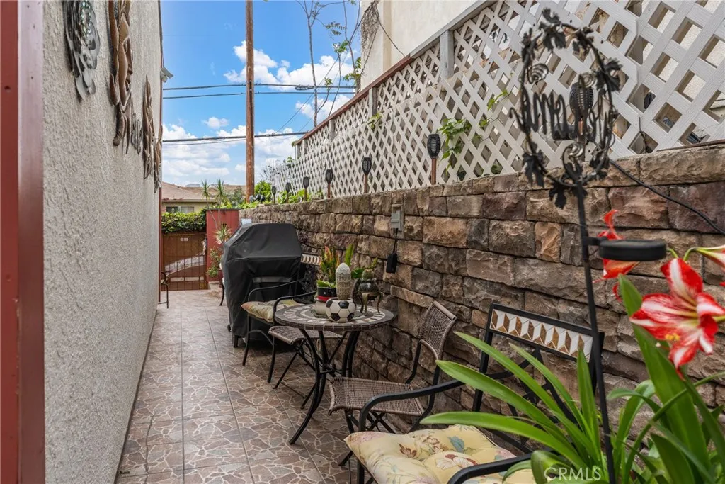 Additional image 30 of 3812 Middlebury St, Los Angeles, CA 90004