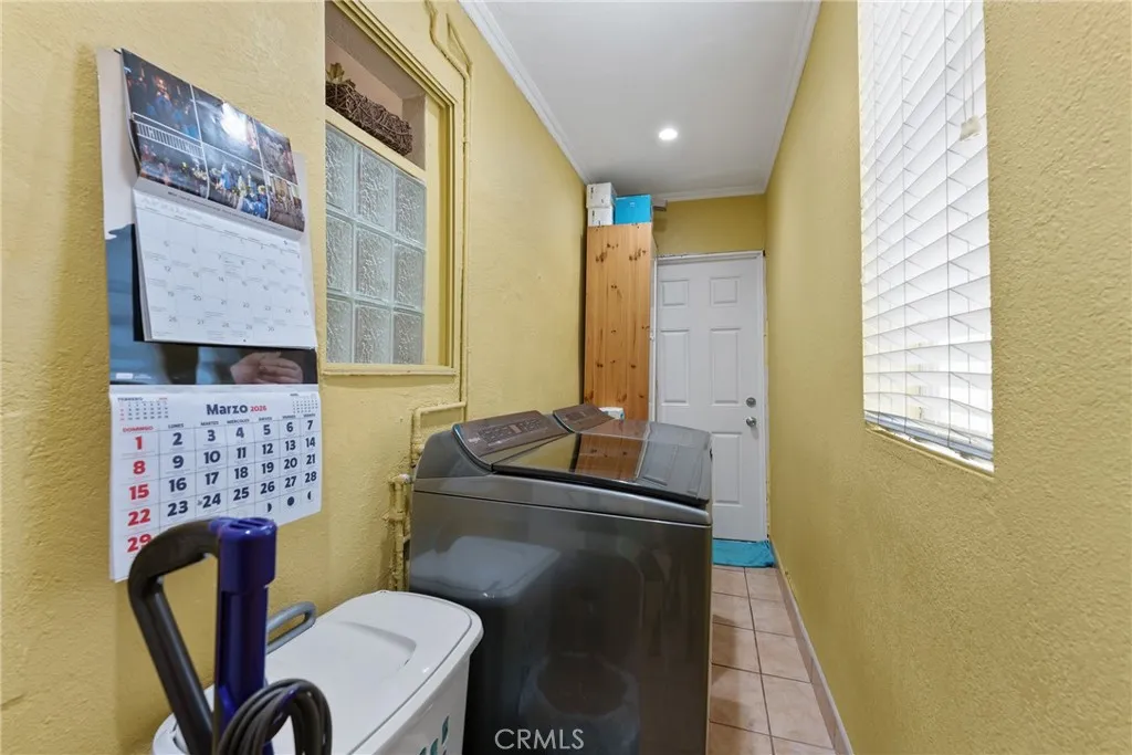 Additional image 58 of 3812 Middlebury St, Los Angeles, CA 90004
