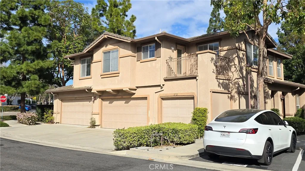 272 Woodcrest Ln, Aliso Viejo, CA 92656