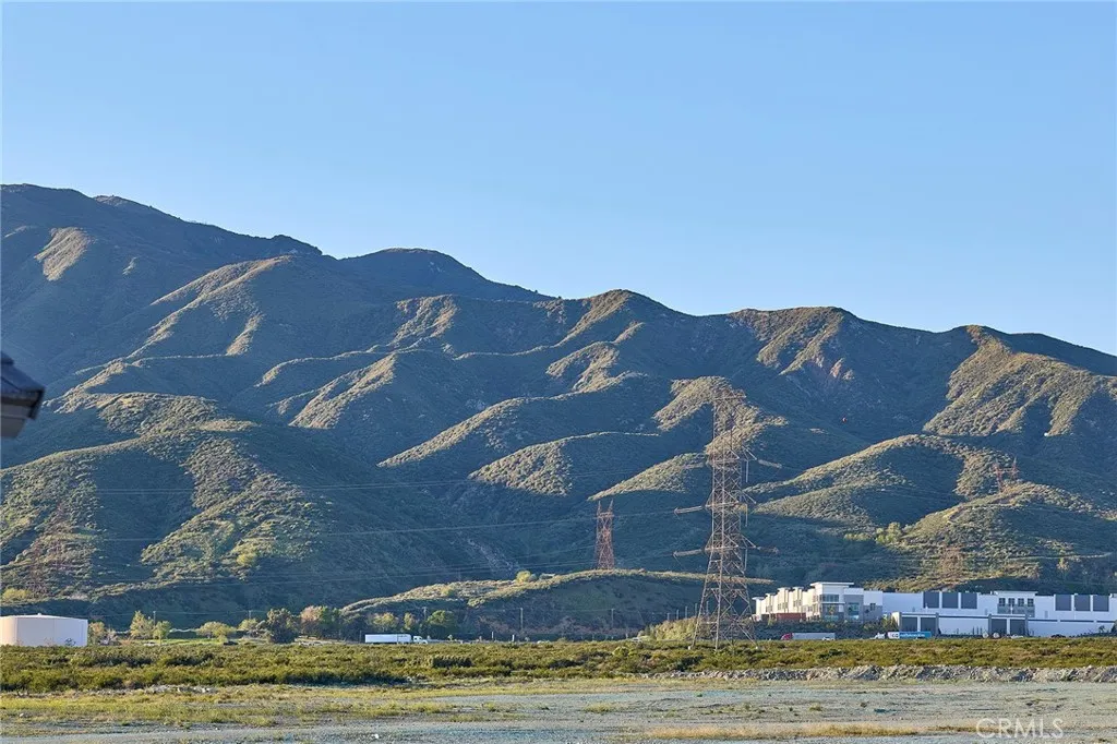 Additional image 6 of 16540 Stone Pine Lane, Fontana, CA 92336