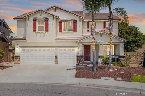 41003 Crimson Pillar Lane, Lake Elsinore, CA MLS: SW25105833