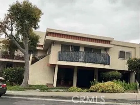2231 Saint Louis Avenue Unit 101B, Signal Hill, CA MLS: IN25004511
