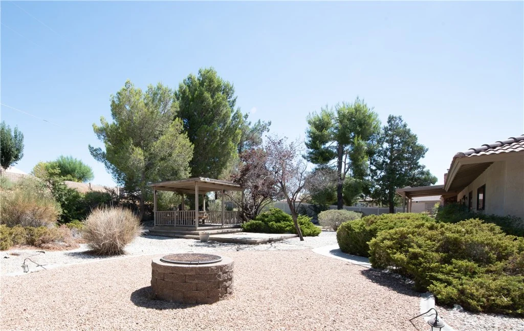19934 Itasca Rd, Apple Valley, CA 92308