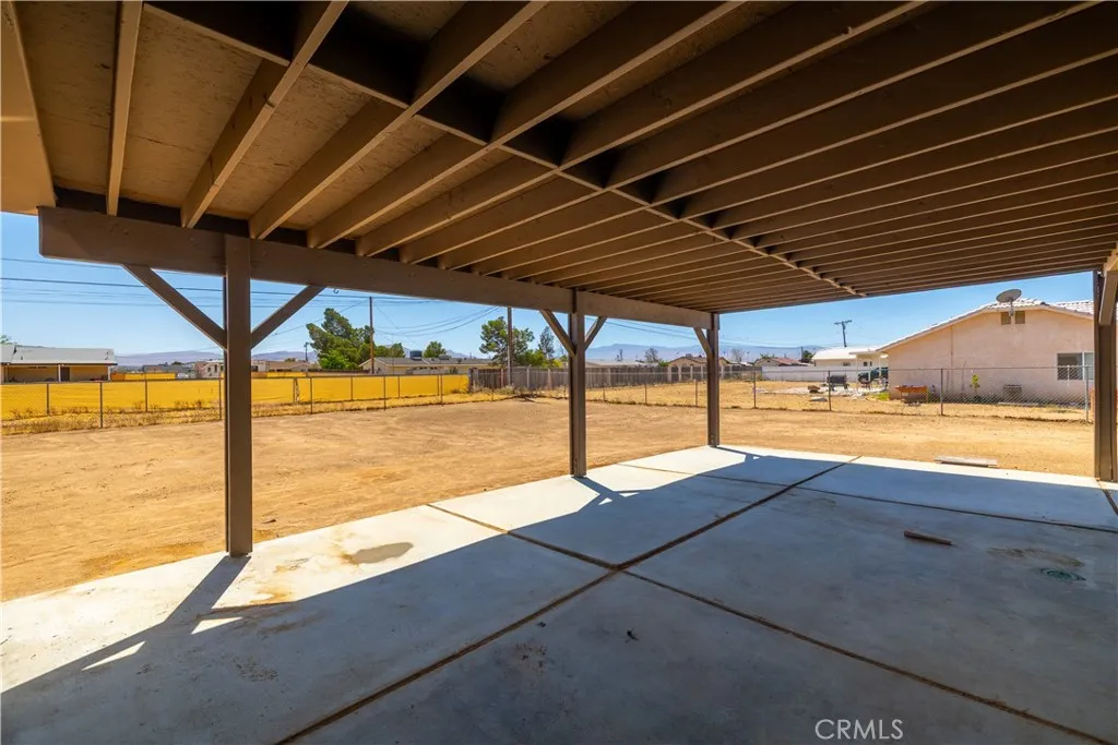 16639 Dale Evans Pkwy, Apple Valley, CA 92307
