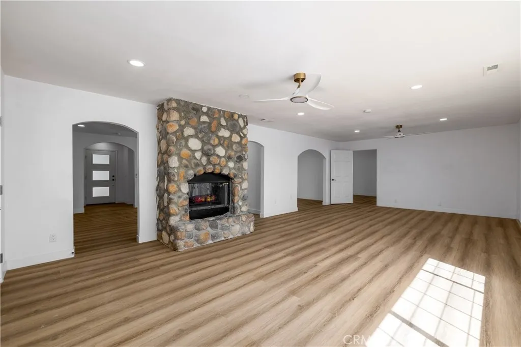 Additional image 36 of 16639 Dale Evans Pkwy, Apple Valley, CA 92307